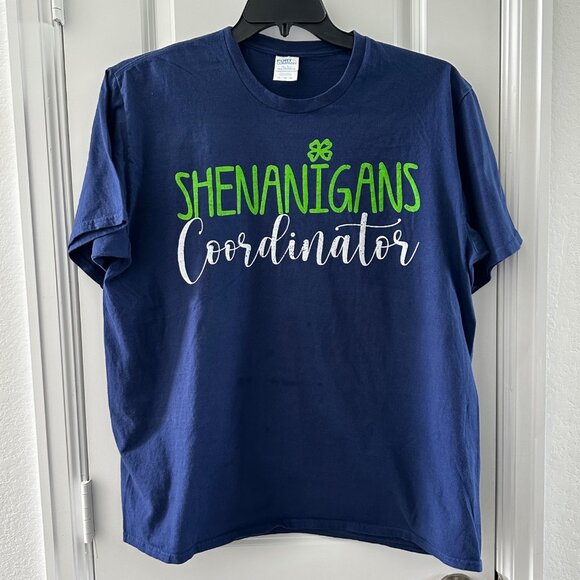 Shenanigans Coordinator Navy Blue T-Shirt XL By Port & Company 100% Cotton Unise - Picture 1 of 5